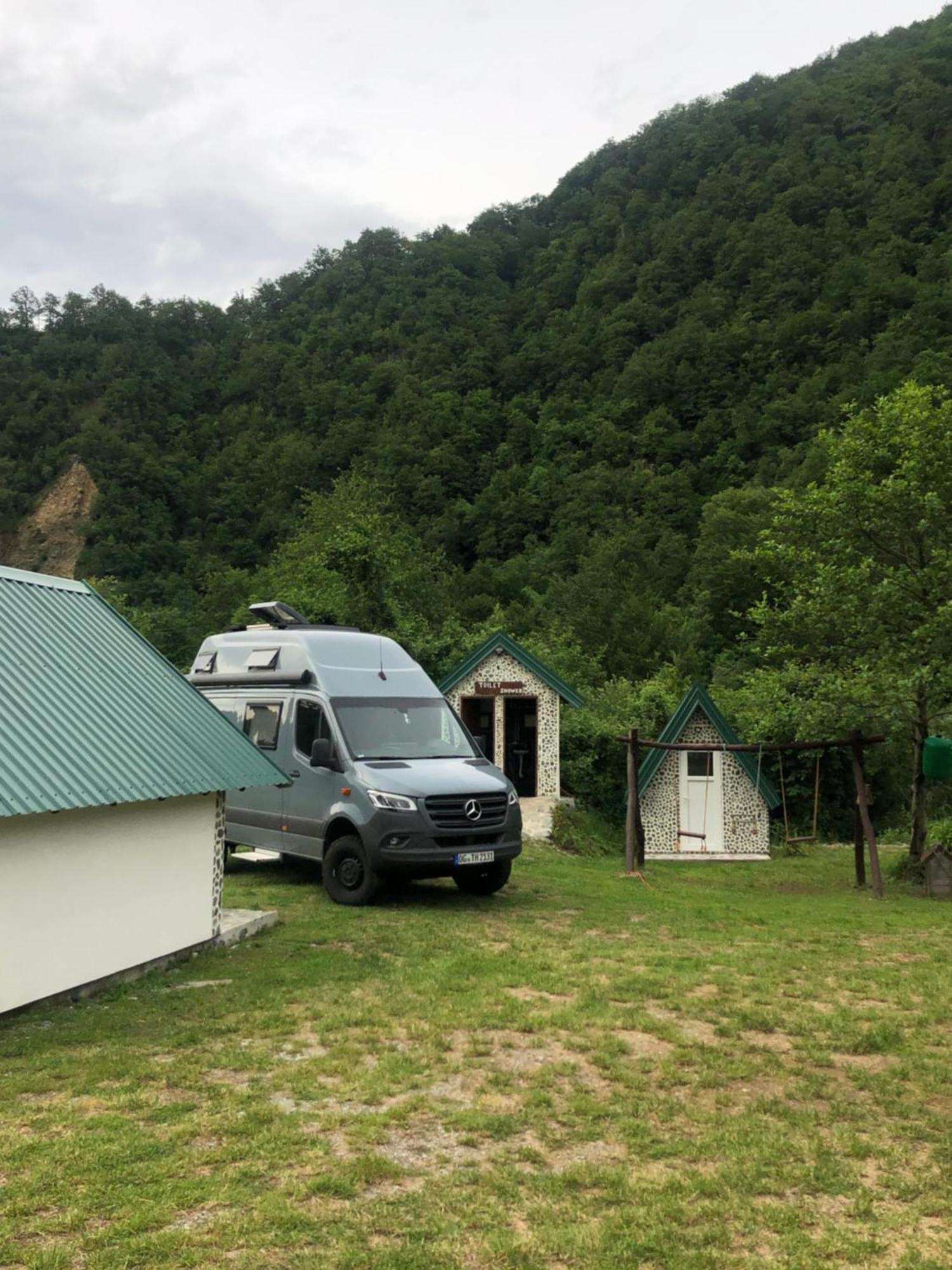 Private Accommodation Kalezic モイコヴァツ エクステリア 写真