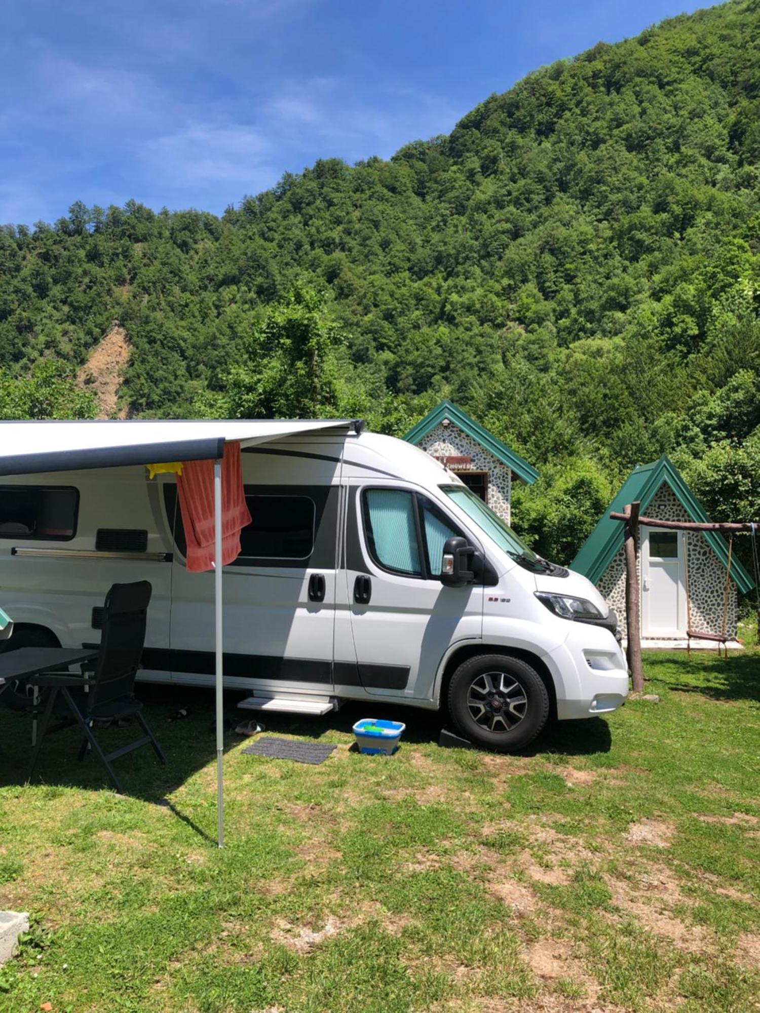 Private Accommodation Kalezic モイコヴァツ エクステリア 写真